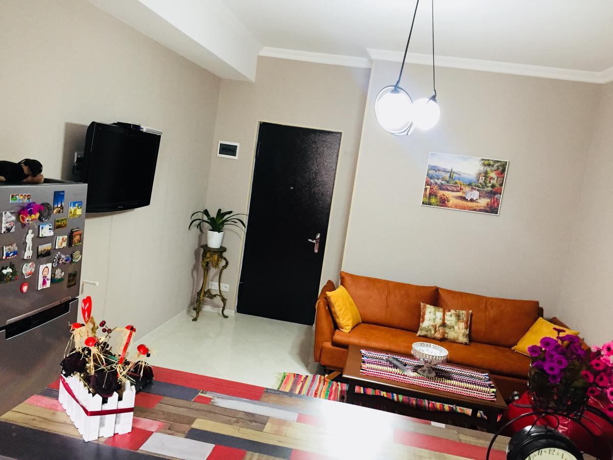 Apartamento Chika Kutaisi Exterior foto
