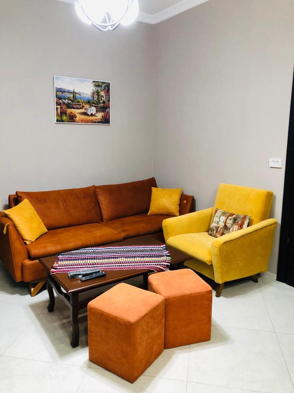 Apartamento Chika Kutaisi Exterior foto